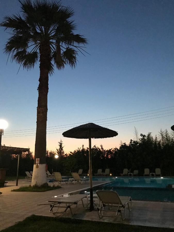 Banos And Swimming Pool * Roda (Corfu)
