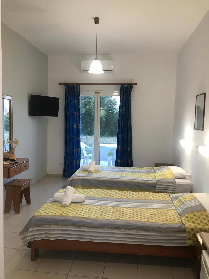 Apartament Banos And Swimming Pool